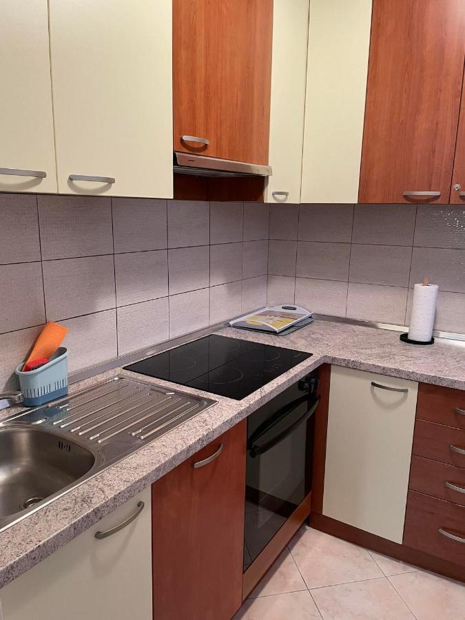 Lolly Apartment Карловаць Екстер'єр фото